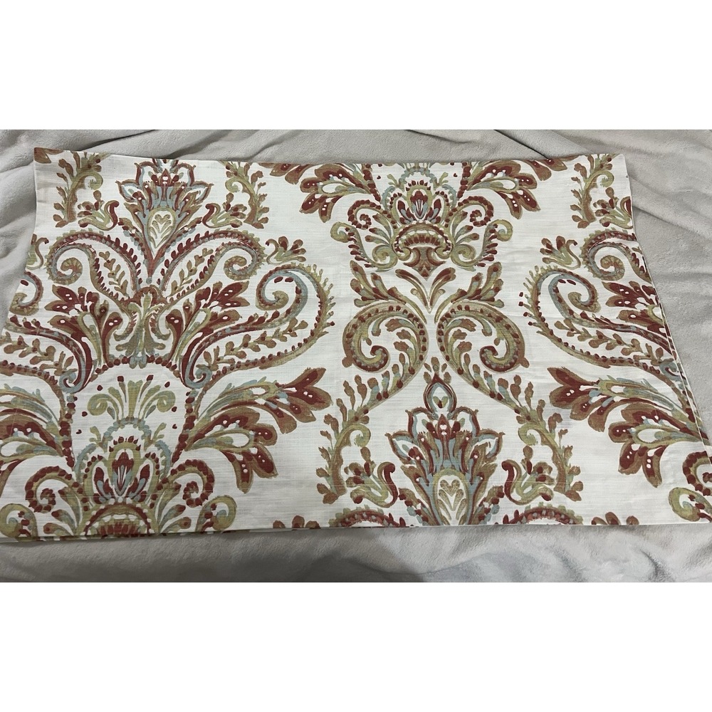 Tahari Pillow Shams (2) King Size And Throw Pillow 100% cotton